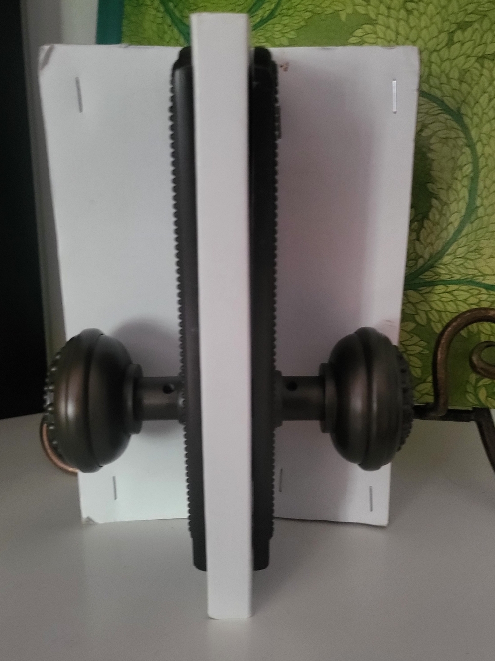 Classic Bronze Door Knob Set - Home Wall Decor
